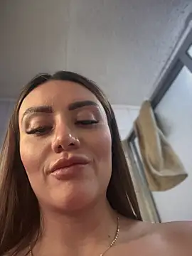 Miss_ary's cam snapshot