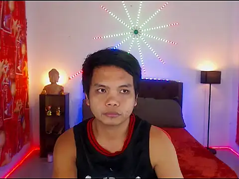 XExtraServiceManX's cam snapshot