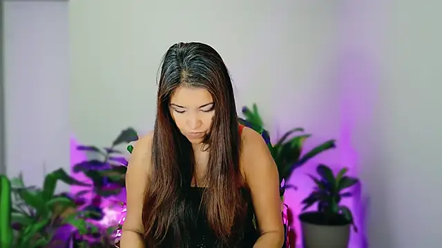 DivineLynn's cam snapshot