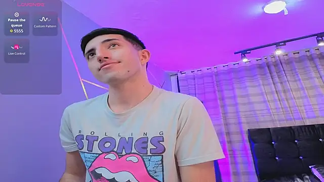 Un_Sluttyy live sex cam