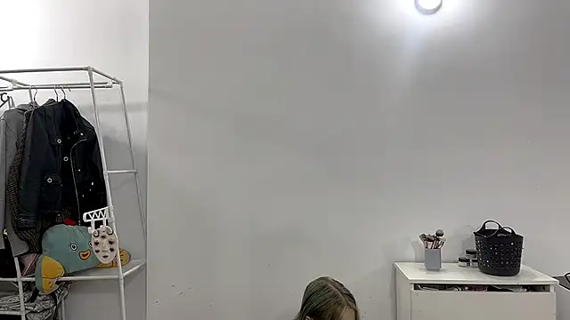 MerIeBremmer's cam snapshot