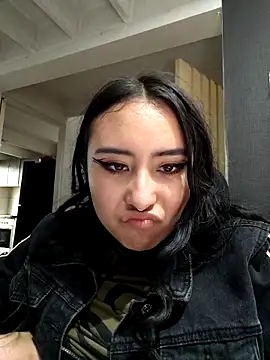 Venuz_Rivers_'s cam snapshot