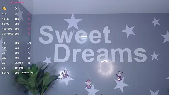 emma_wockll_t's cam snapshot