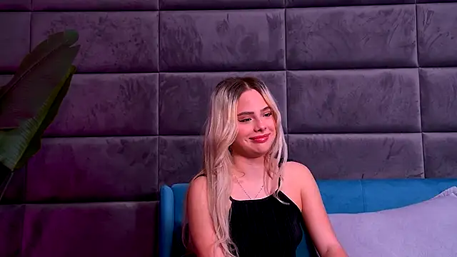 YssabelFox's cam snapshot