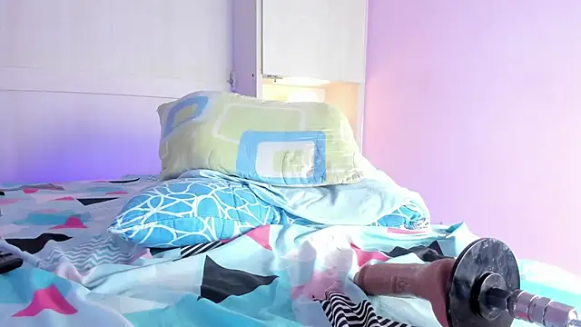 ChloeWiillow's cam snapshot