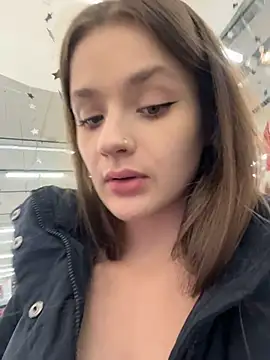 KittyQueeny live sex cam