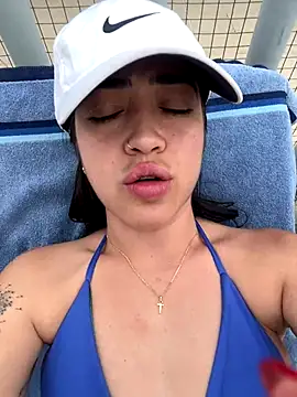 ReggieG live sex cam