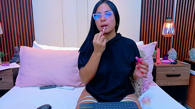 JulietteSins's cam snapshot