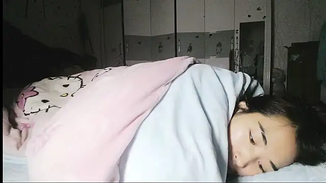 hebe-02's cam snapshot