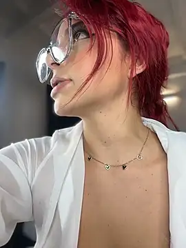 ArieliciousXXX's cam snapshot