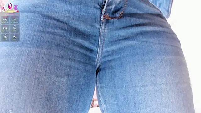 emily_hunter12's cam snapshot