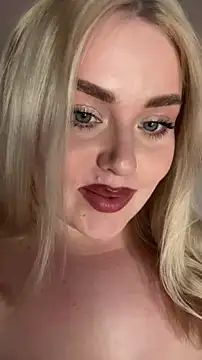 April_Vancee's cam snapshot