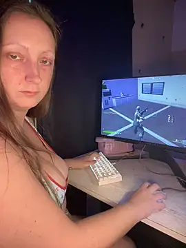 TheFishWife's cam snapshot