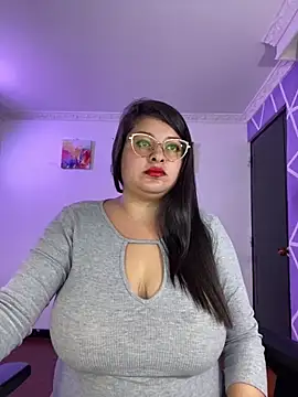 MiiaaJoness's cam snapshot