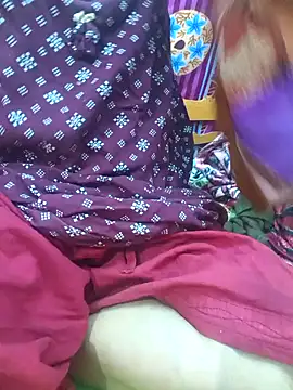 Desi_Lilly01's cam snapshot