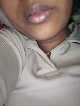 nehakapoor89's cam snapshot