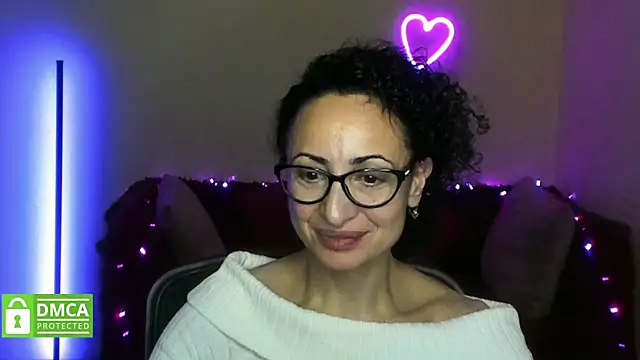 Arianasweety23's cam snapshot