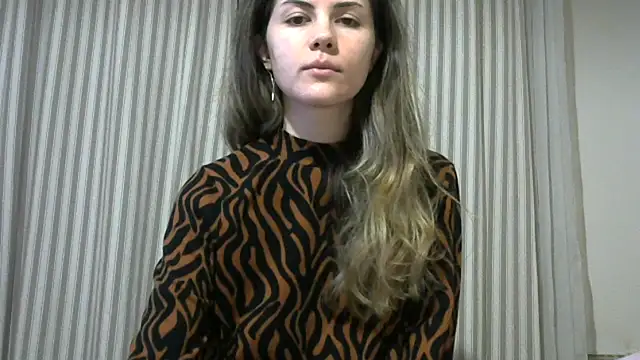 Erii18's cam snapshot