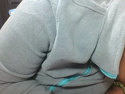 SexyTirries13's cam snapshot