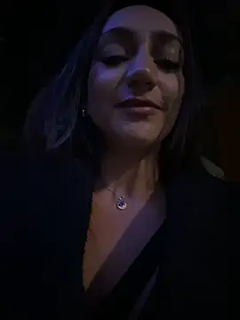 Ninabigtitied live sex cam