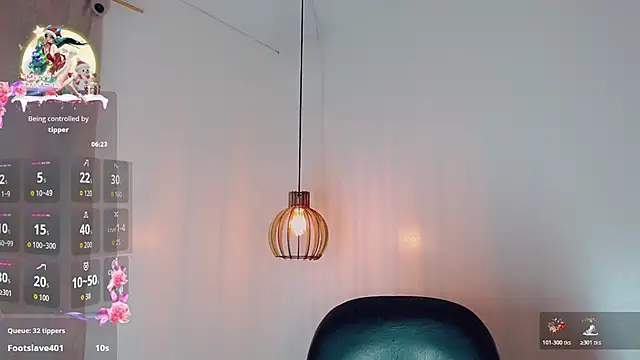 alisson_mantiel-'s cam snapshot