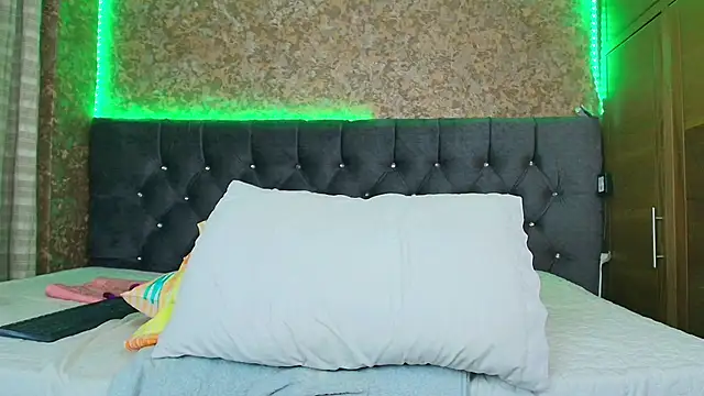 emma_xuee's cam snapshot