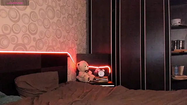 boobsfireee's cam snapshot