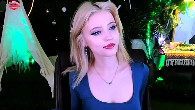 LeonaStane's cam snapshot