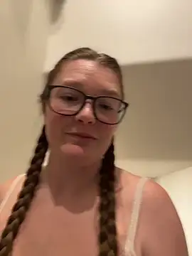 PussiesnCream_'s cam snapshot