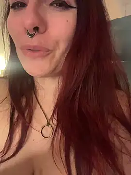 LunaMoongirl live sex cam