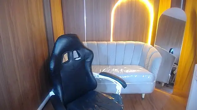 Gumball_b's cam snapshot