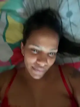 ArielleMillerr-'s cam snapshot