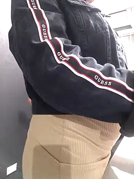 Venuz_Rivers_'s cam snapshot