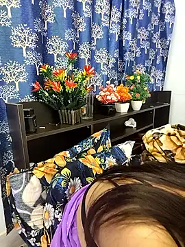 priya_26's cam snapshot