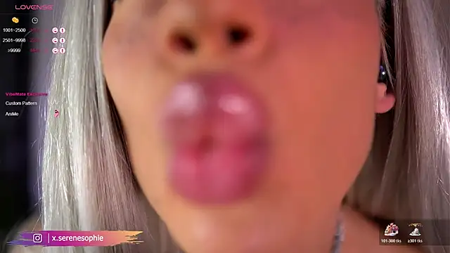 Serene_Sophiex's cam snapshot
