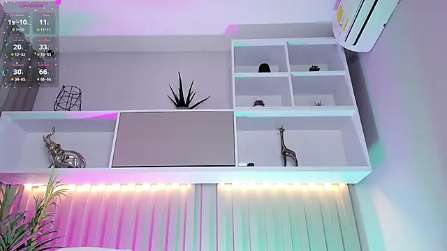 dahianthompson live sex cam