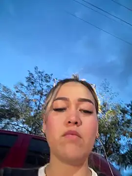 Danielavegax live sex cam