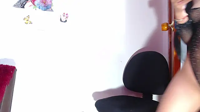 eimyy_rouse live sex cam