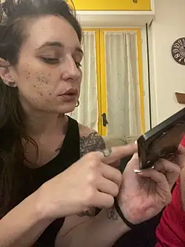 KingQueen2k25's cam snapshot