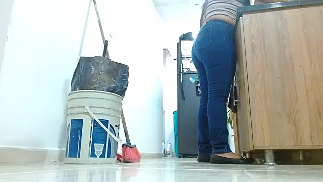 Ixchel_Anaid's cam snapshot