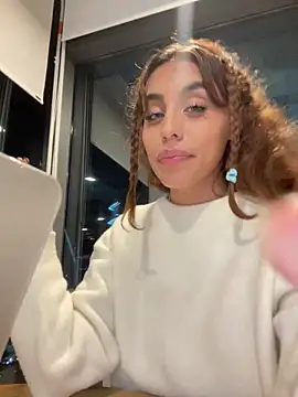 Katee_Jones's cam snapshot