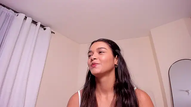 evely_coelloo's cam snapshot