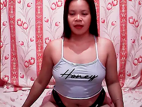 Sexylyka30's cam snapshot