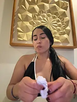 areviklusine1's cam snapshot