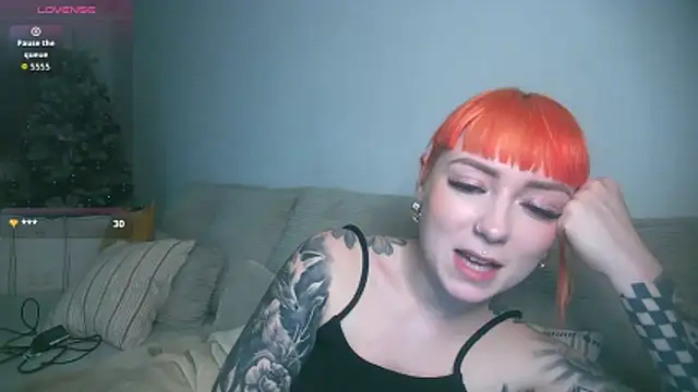 ScarletVixenLive's cam snapshot