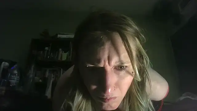 lavender_spits's cam snapshot