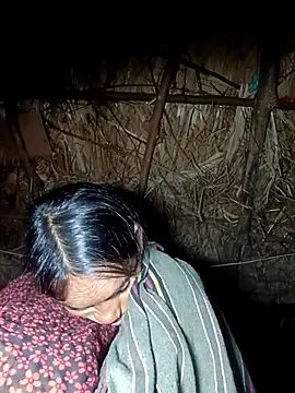 Cutsedi3's cam snapshot