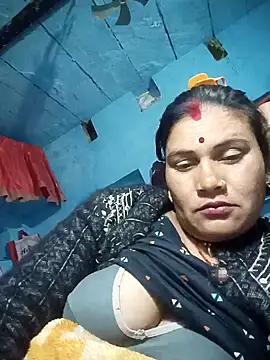 Chinki_pande's cam snapshot