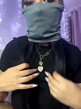 kamila_french live sex cam