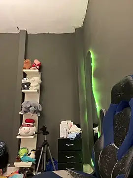 alhaana_'s cam snapshot